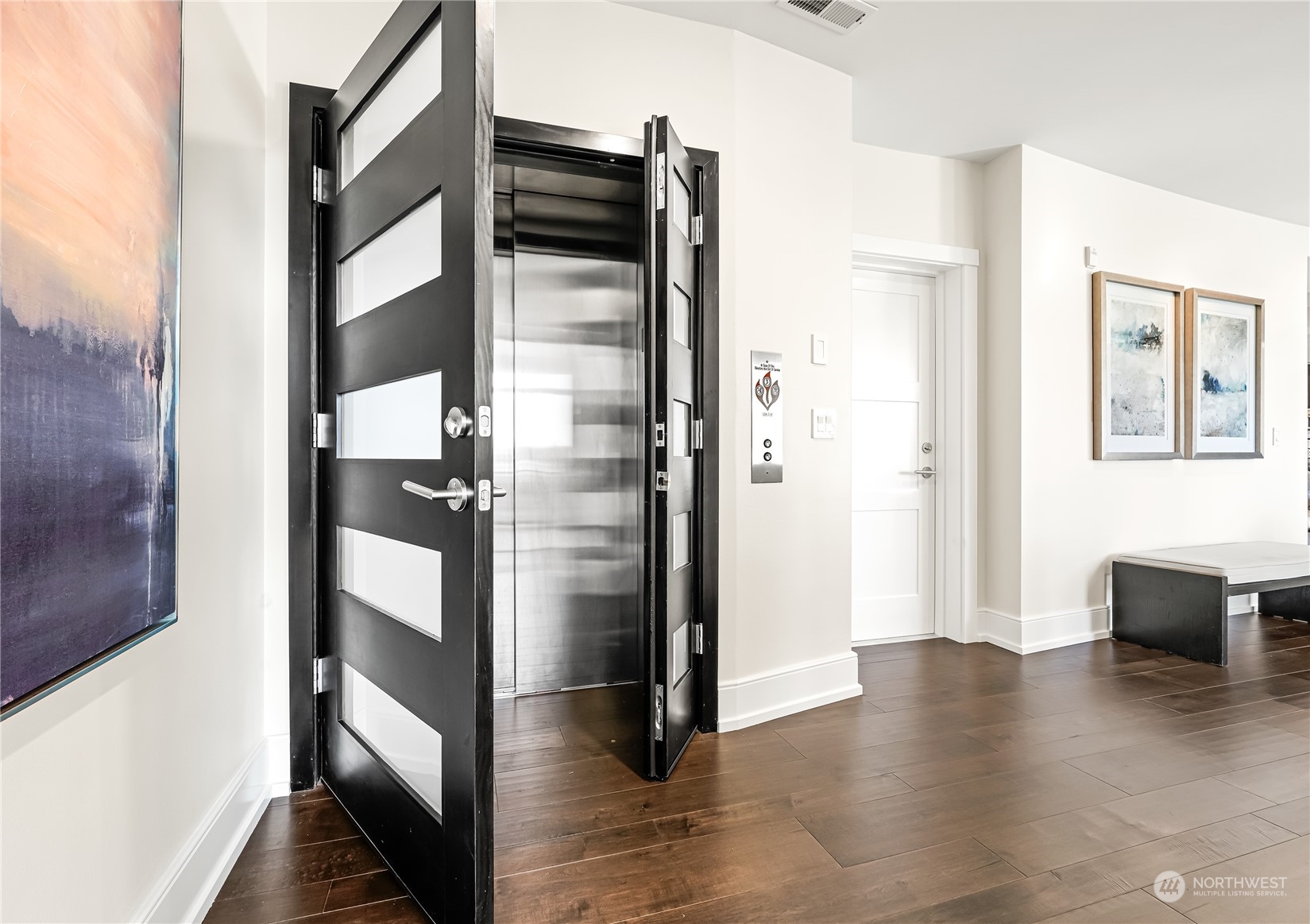 302 5th Avenue Unit: 201