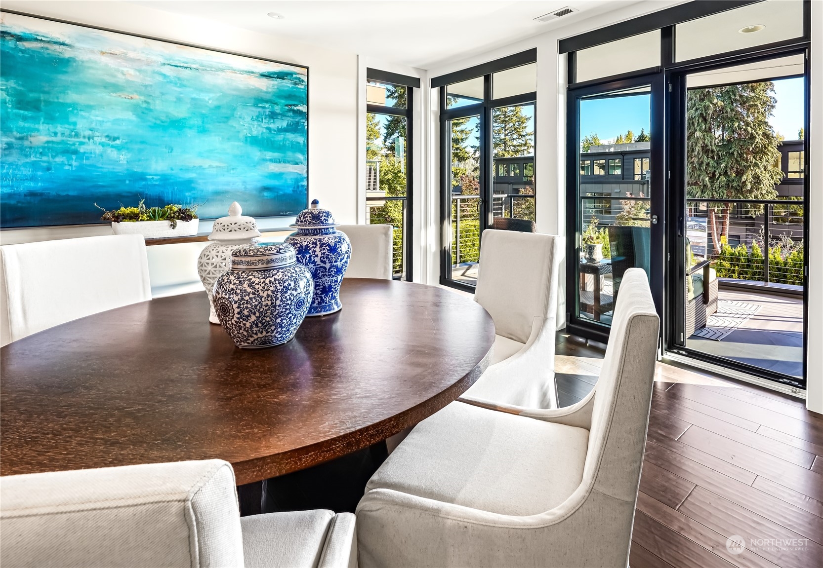 302 5th Avenue Unit: 201