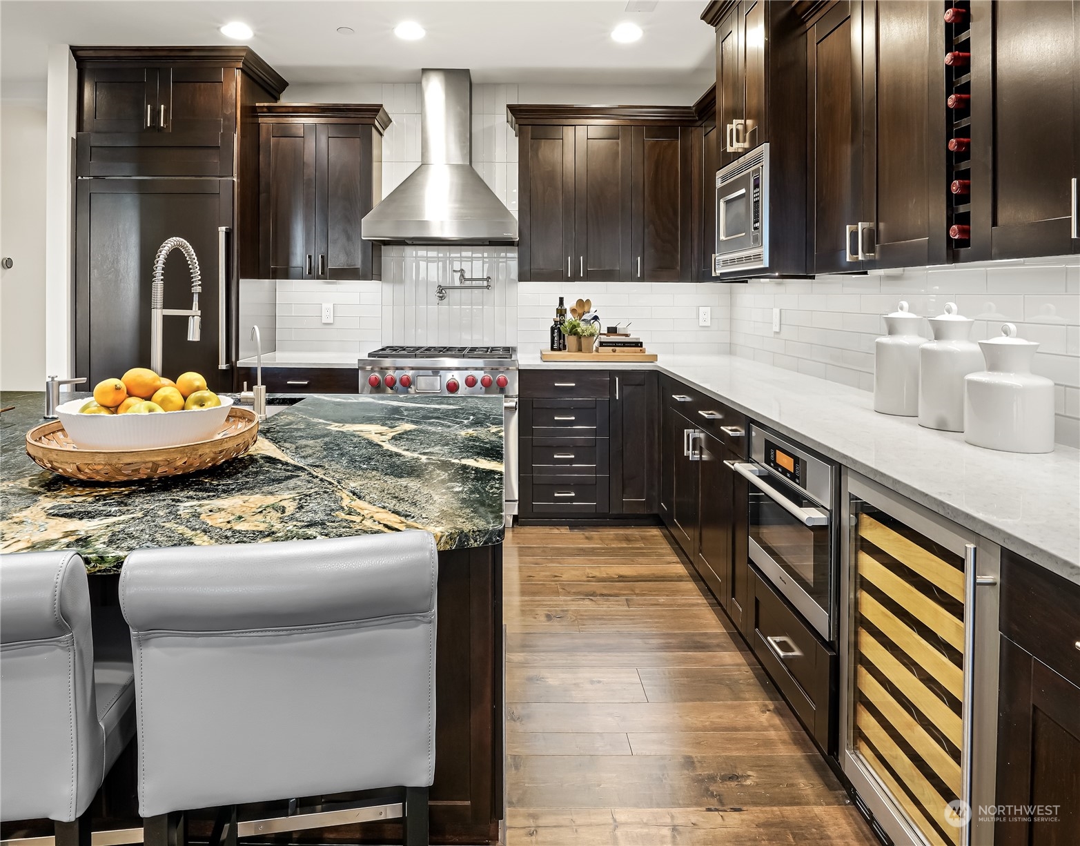 302 5th Avenue Unit: 201