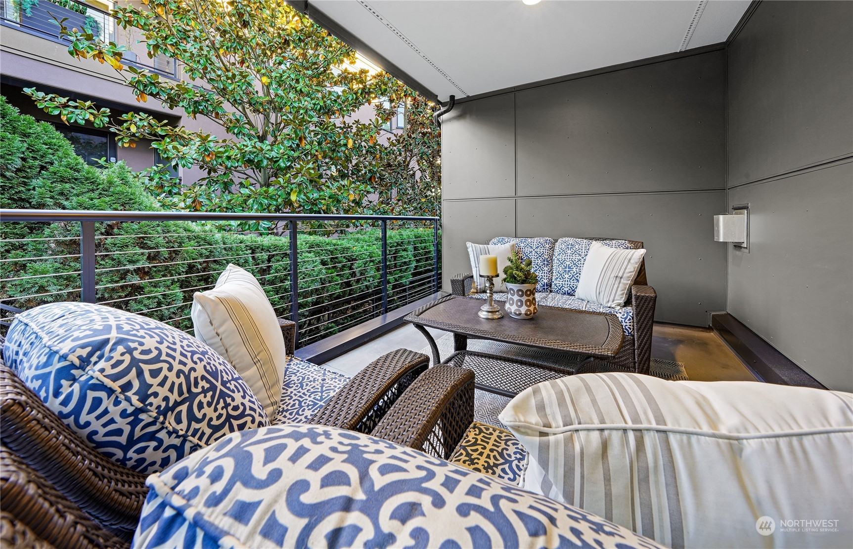 302 5th Avenue Unit: 201