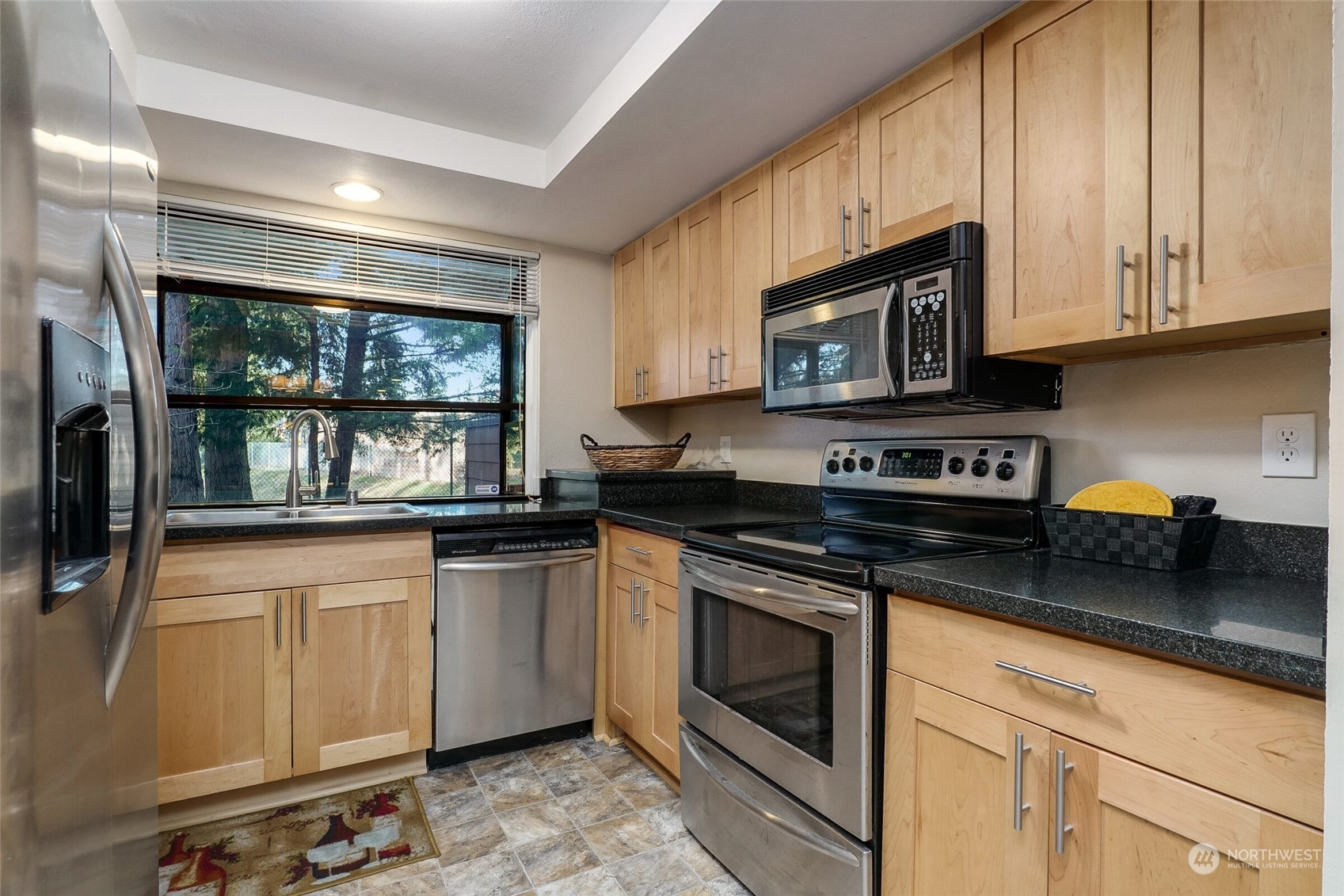 11506 NE 128th Street Unit: 22