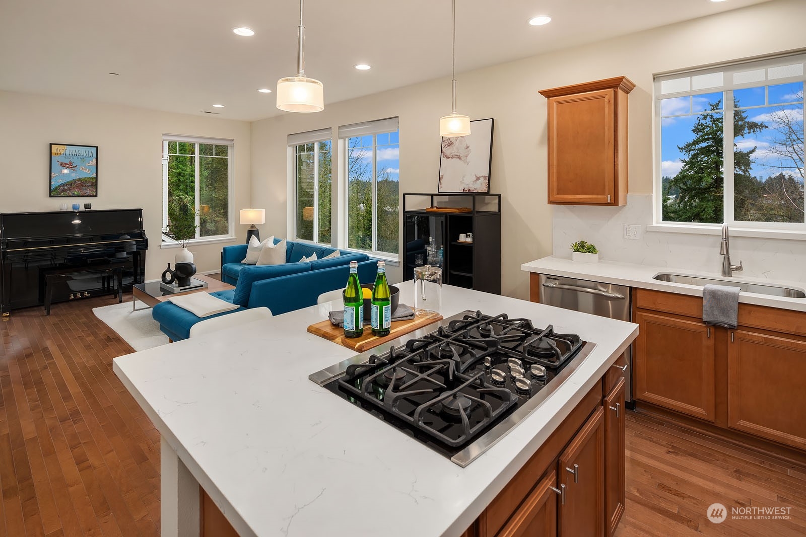 105 118th Avenue SE Unit: 6