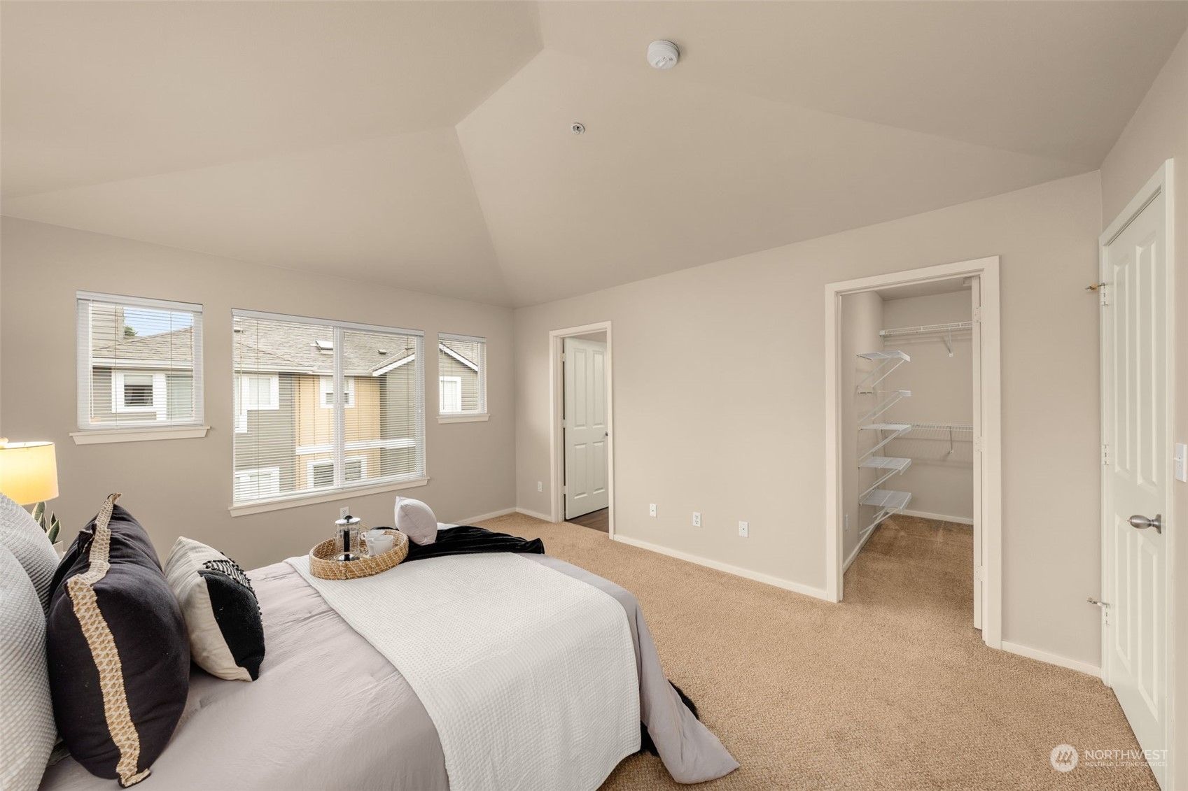 9051 161st Place NE Unit: 2904