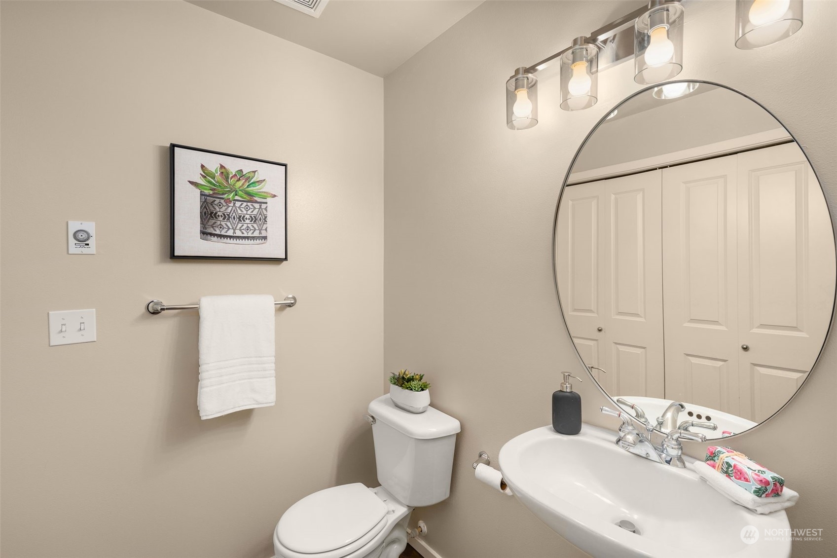 9051 161st Place NE Unit: 2904