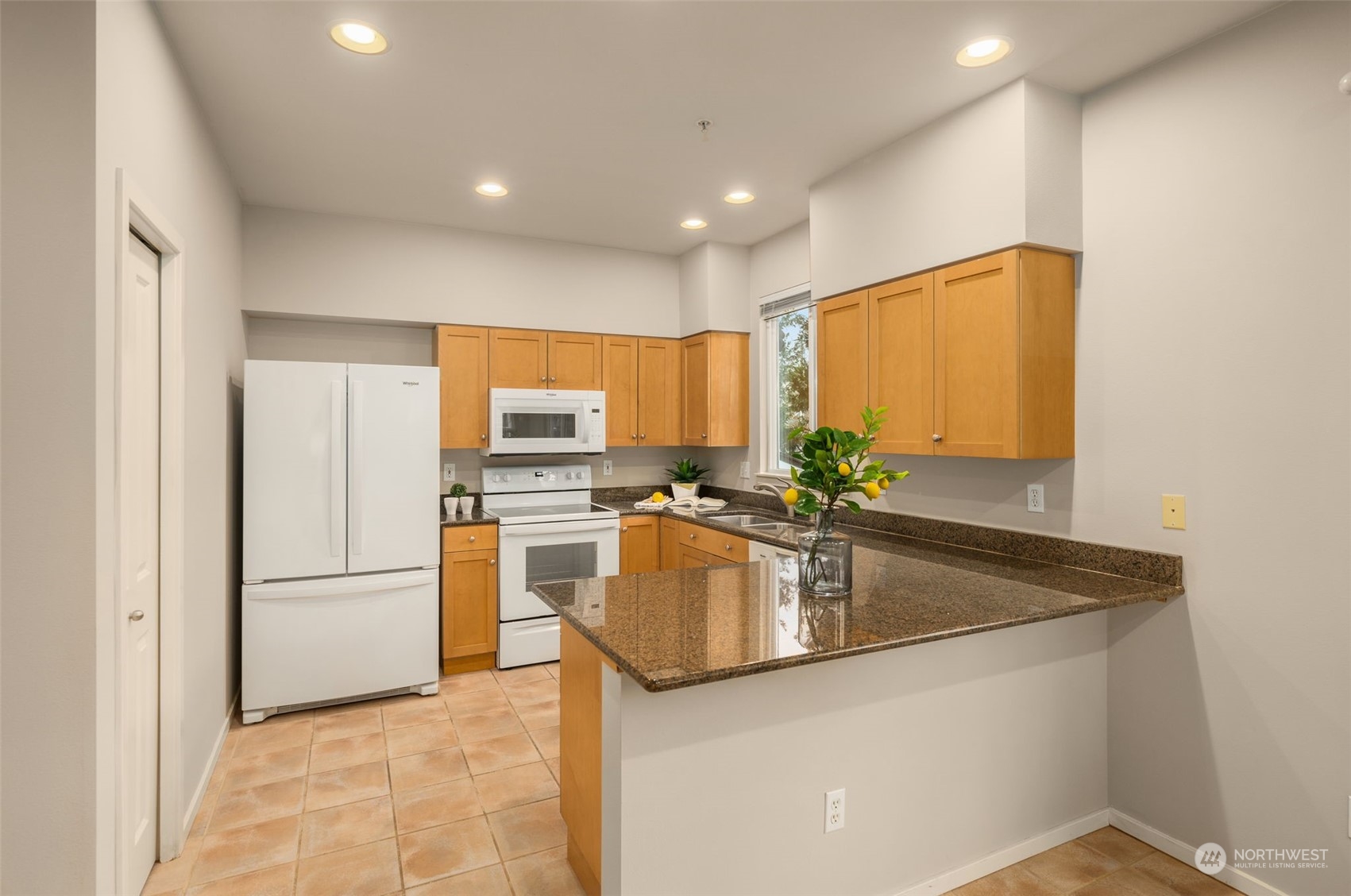 9051 161st Place NE Unit: 2904