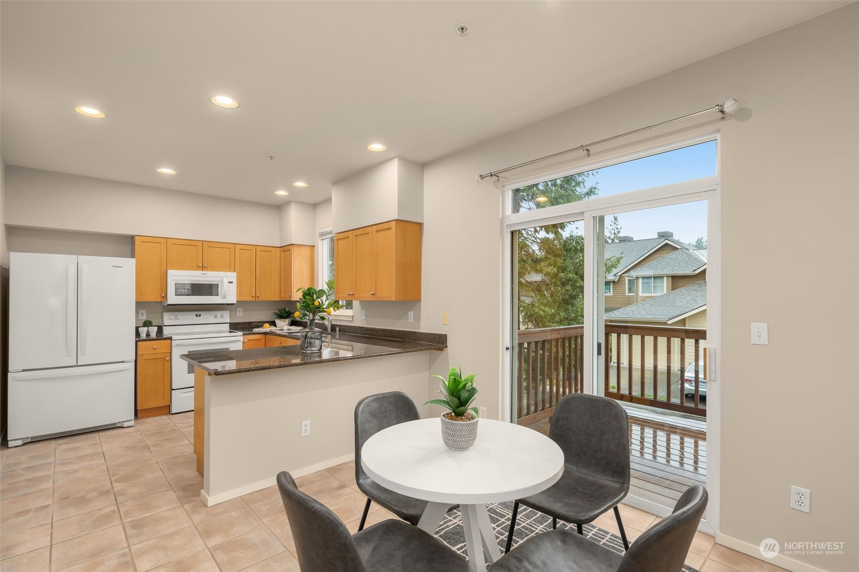 9051 161st Place NE Unit: 2904