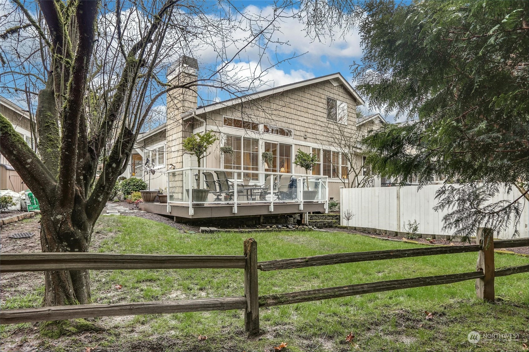 120 Newport Way NW Unit: 5