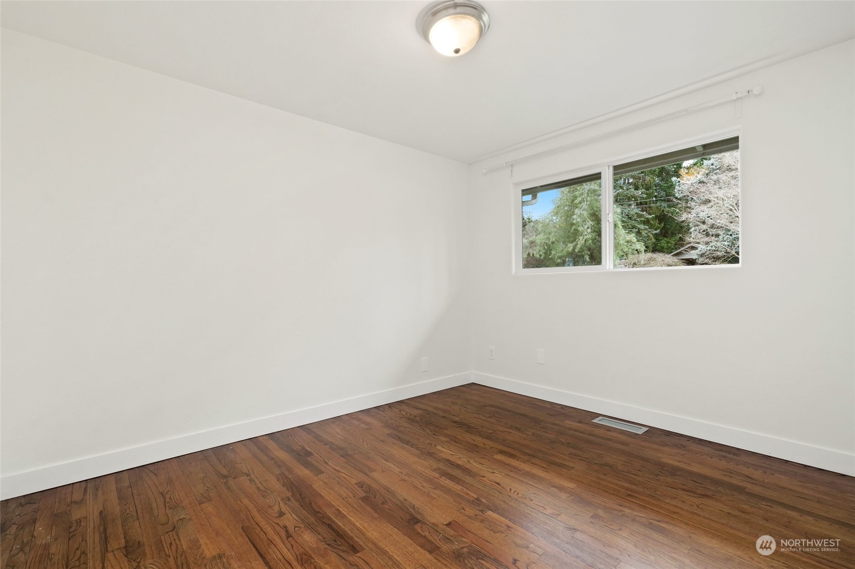 9355 NE 120th Place