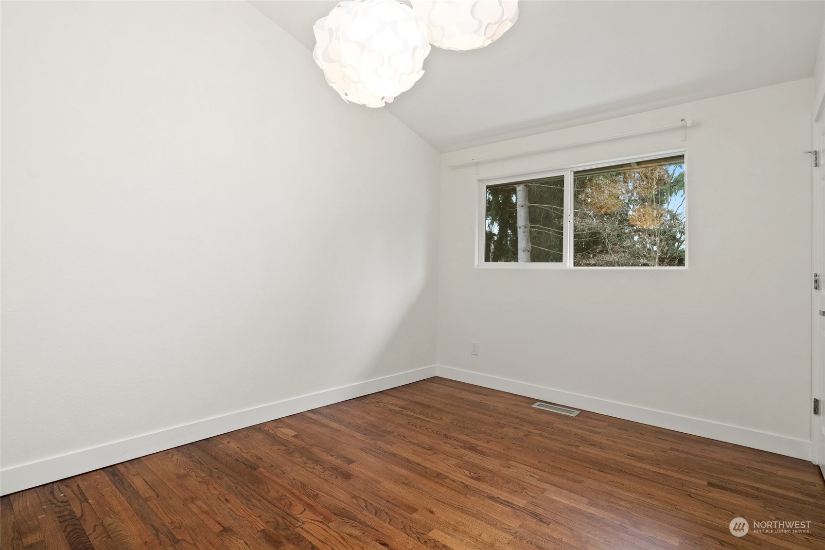 9355 NE 120th Place