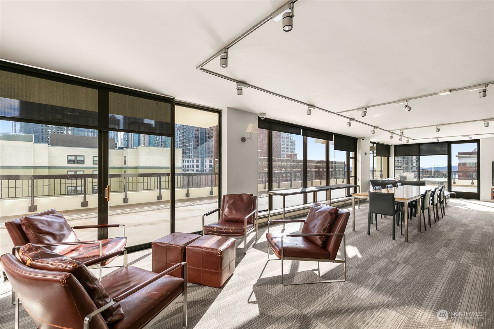 2201 3rd Avenue Unit: 1903
