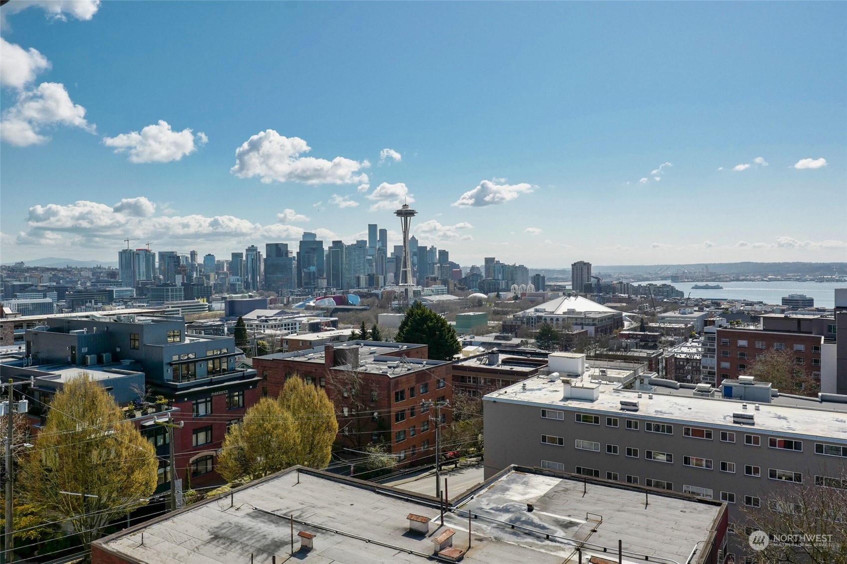1001 Queen Anne Avenue N Unit: PH-3