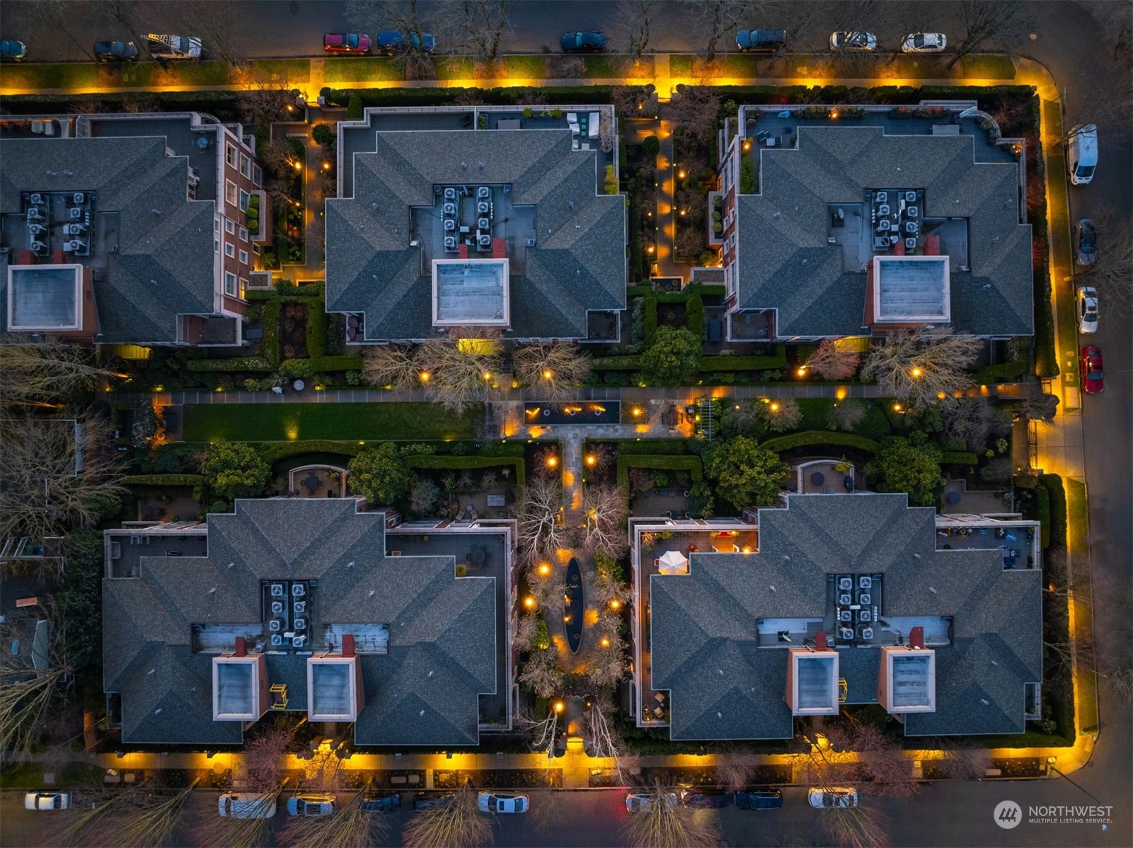 1185 Broadway E Unit: PH7