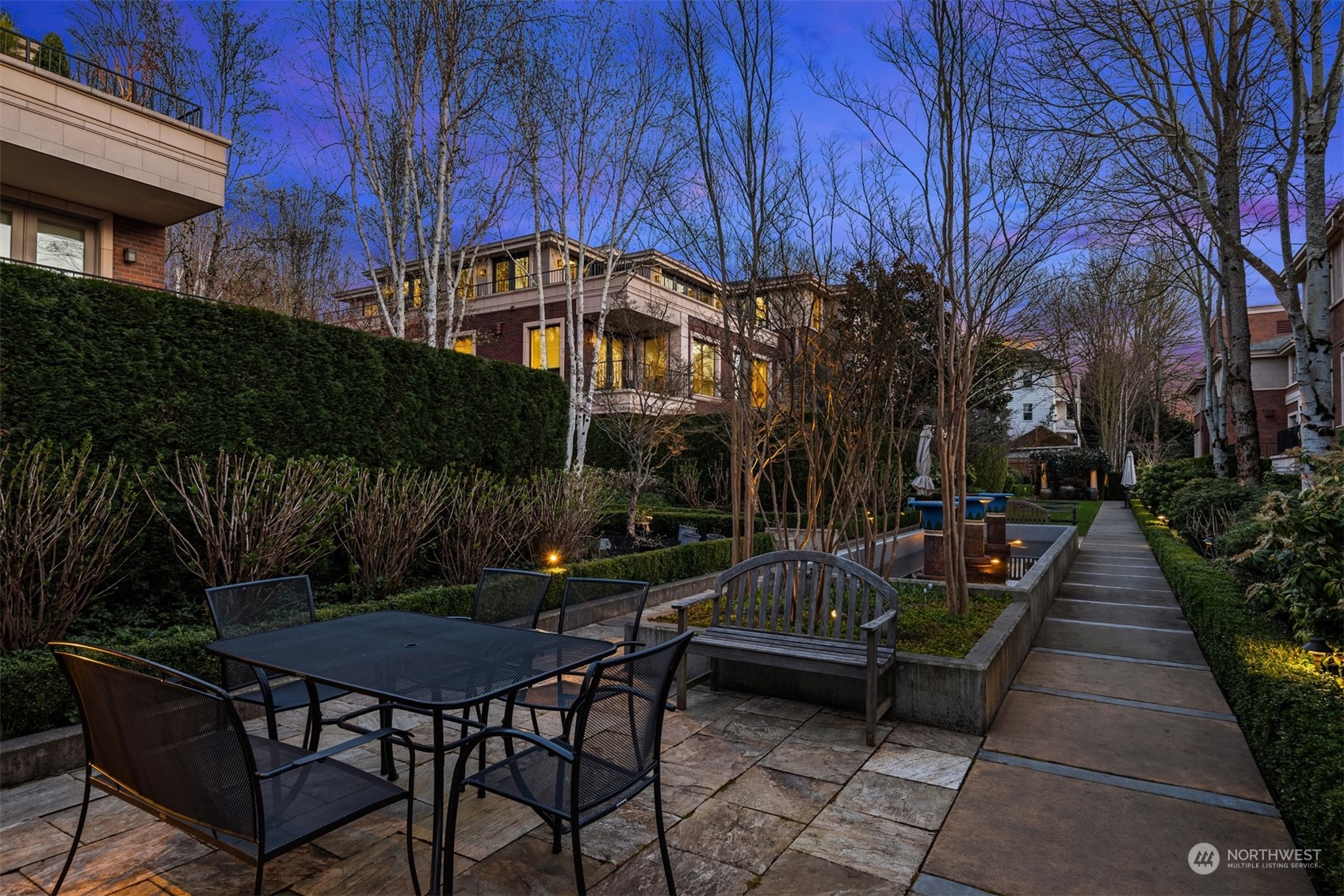 1185 Broadway E Unit: PH7