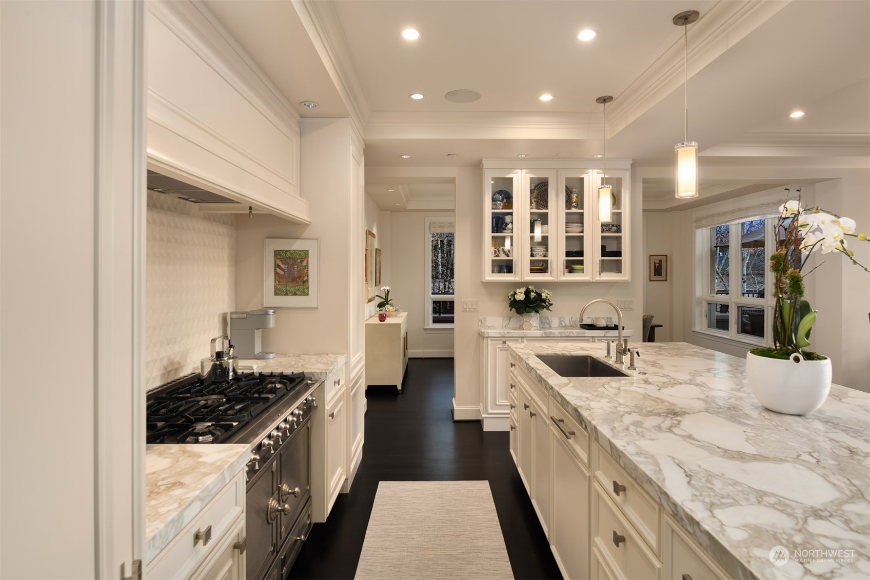 1185 Broadway E Unit: PH7