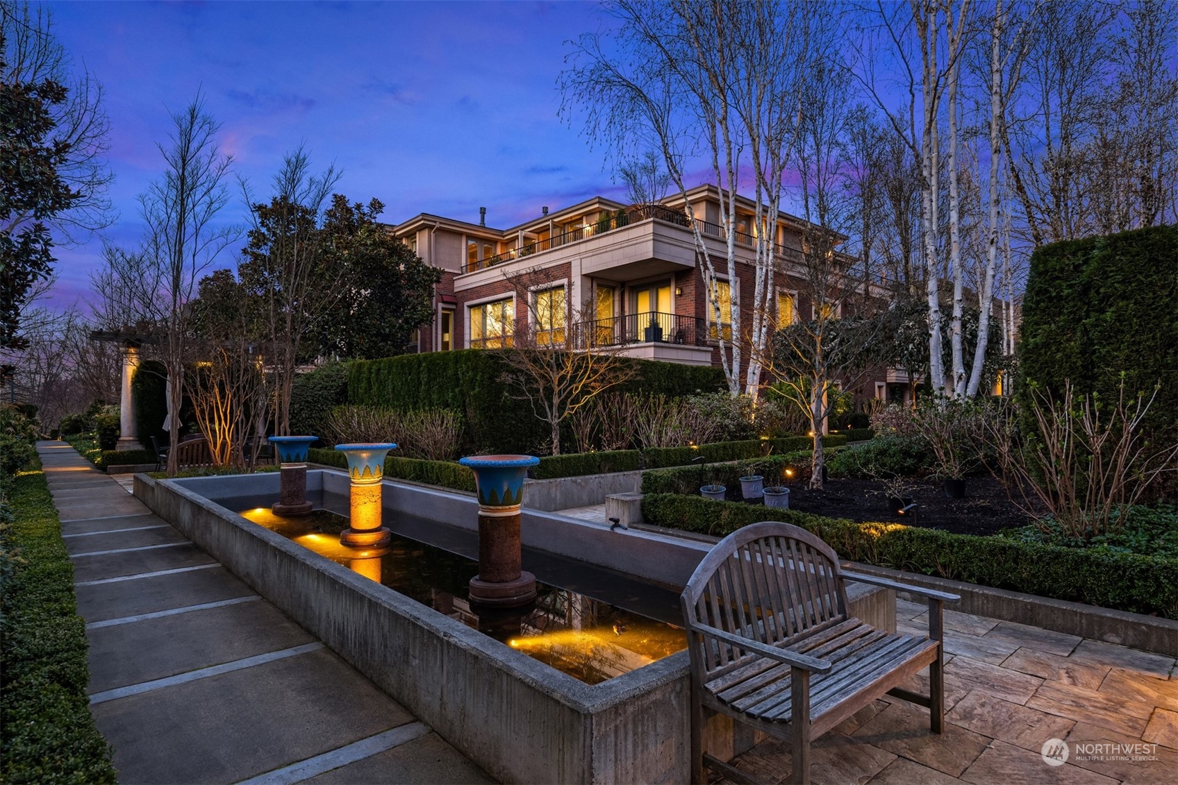 1185 Broadway E Unit: PH7