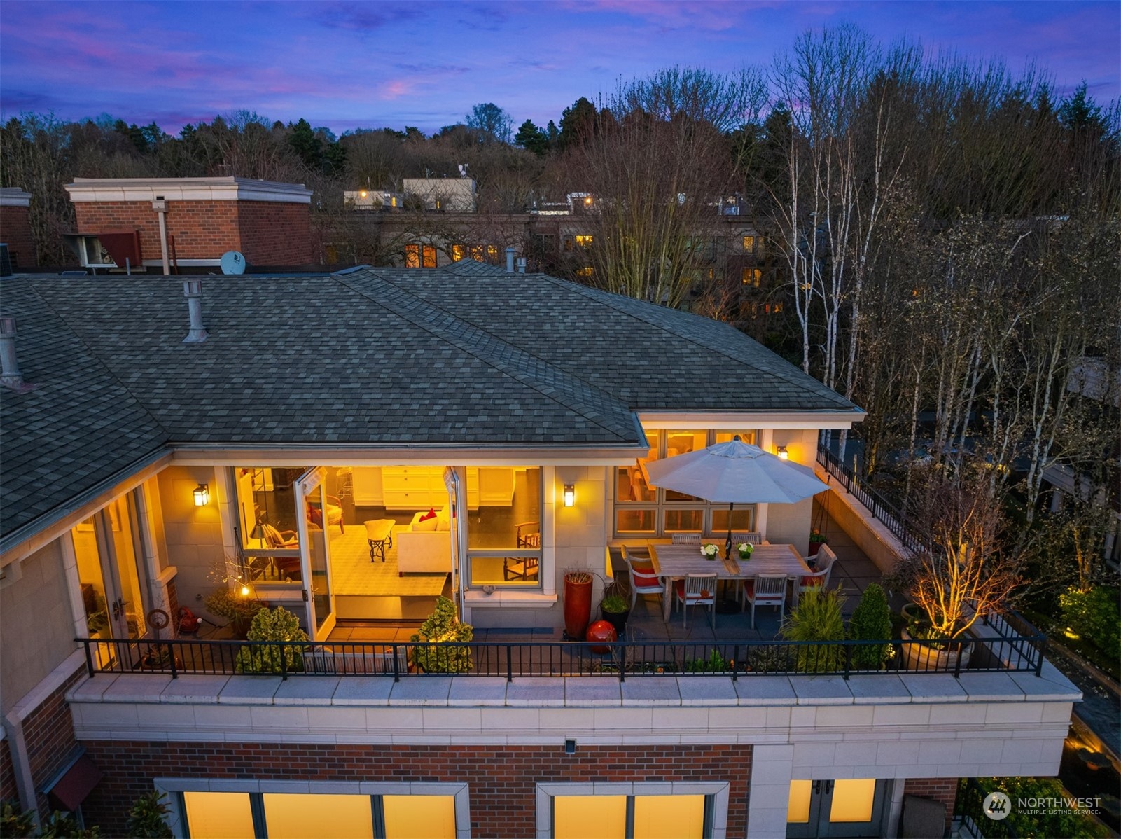 1185 Broadway E Unit: PH7