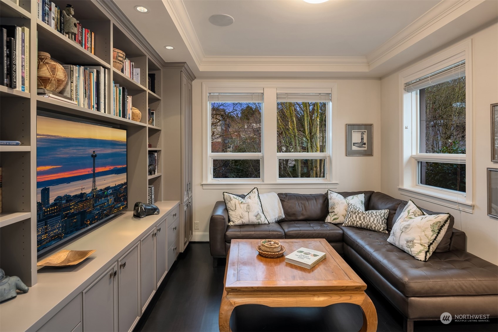 1185 Broadway E Unit: PH7