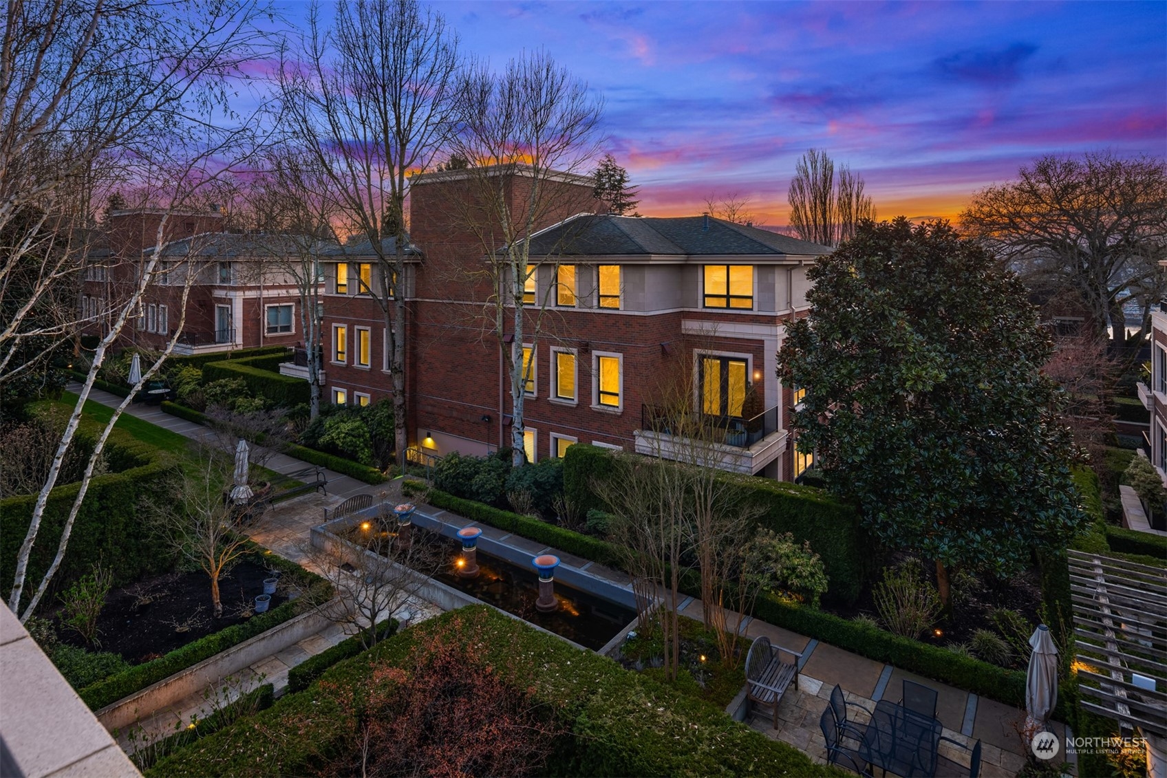 1185 Broadway E Unit: PH7