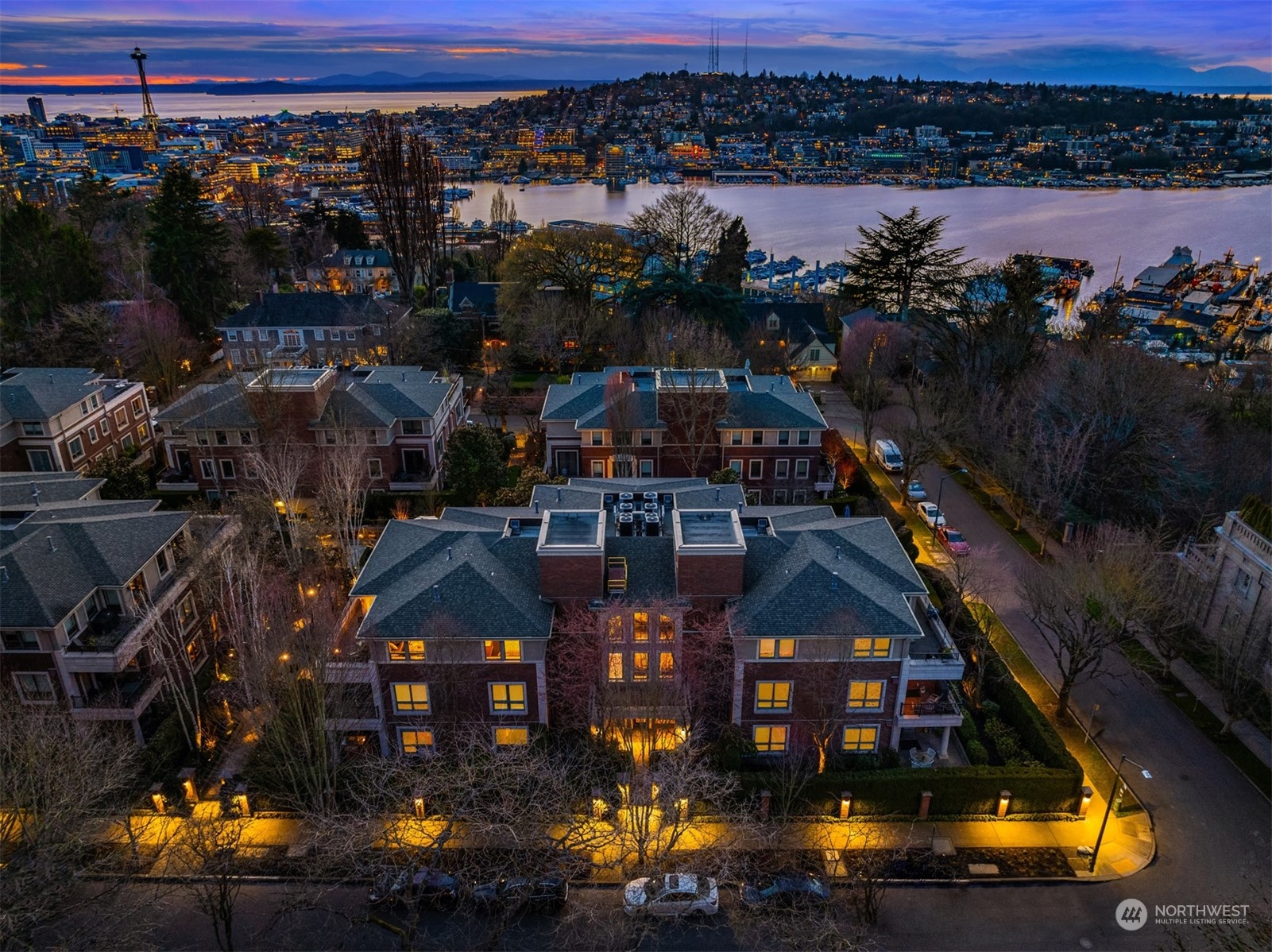 1185 Broadway E Unit: PH7