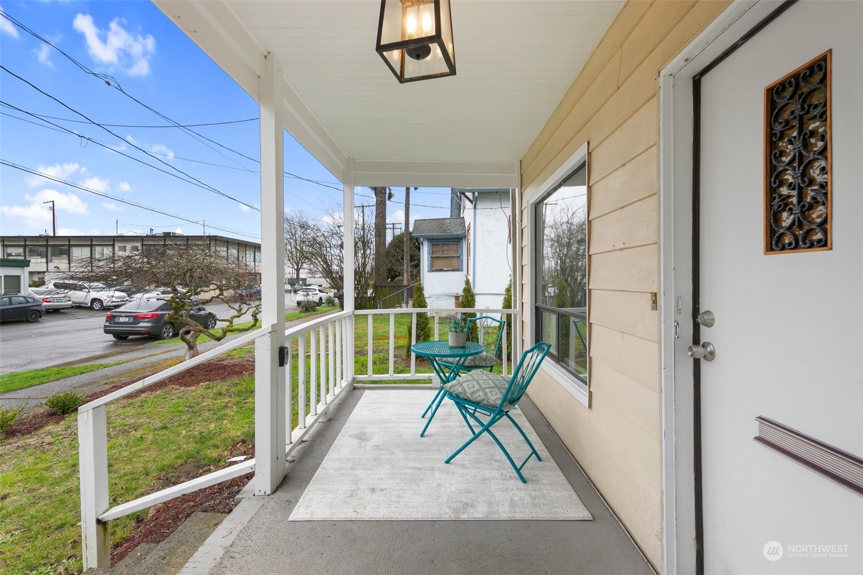 316 Burnett Avenue N