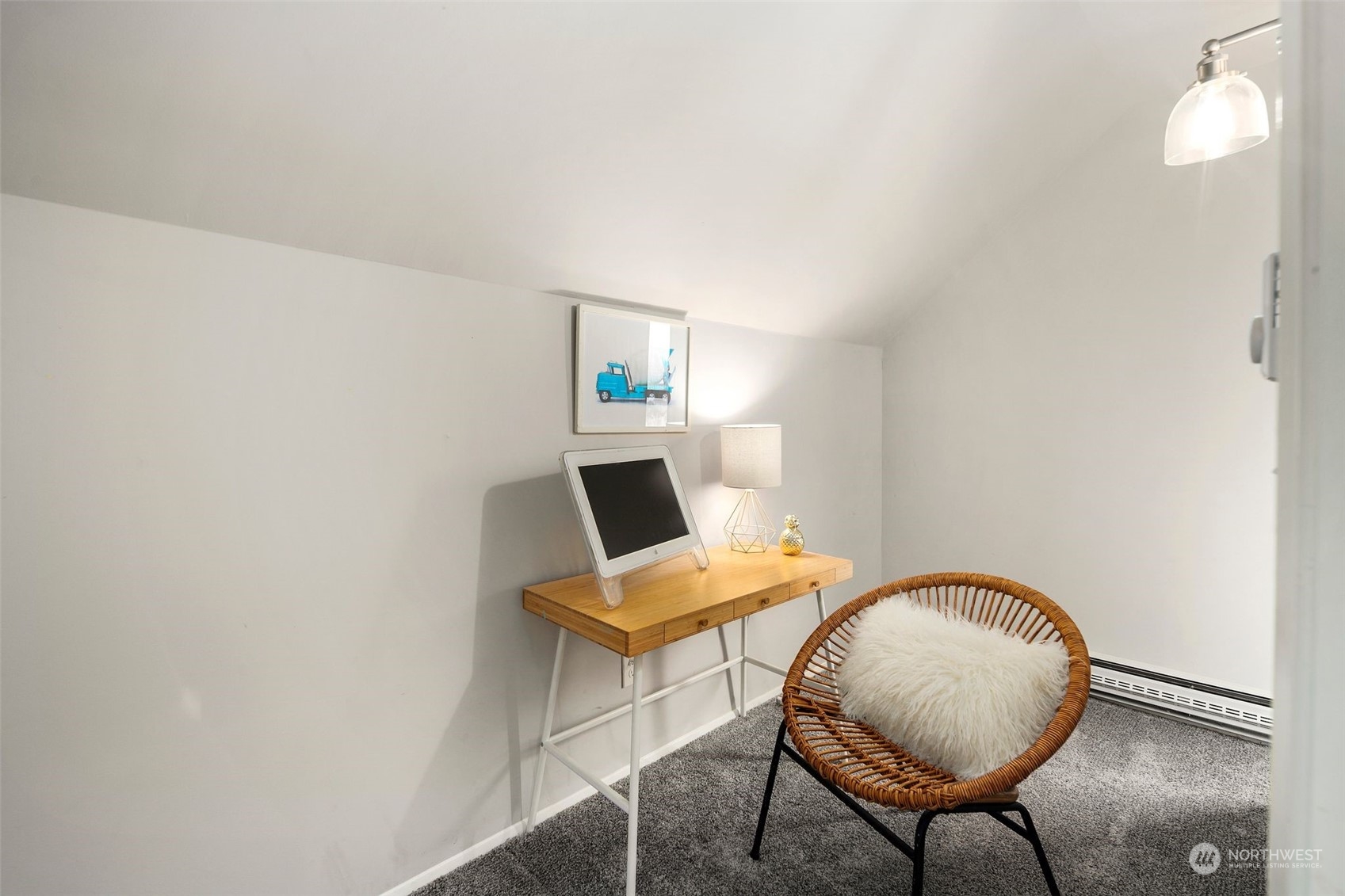 316 Burnett Avenue N