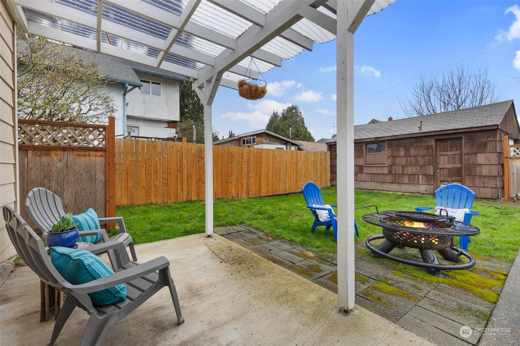 316 Burnett Avenue N