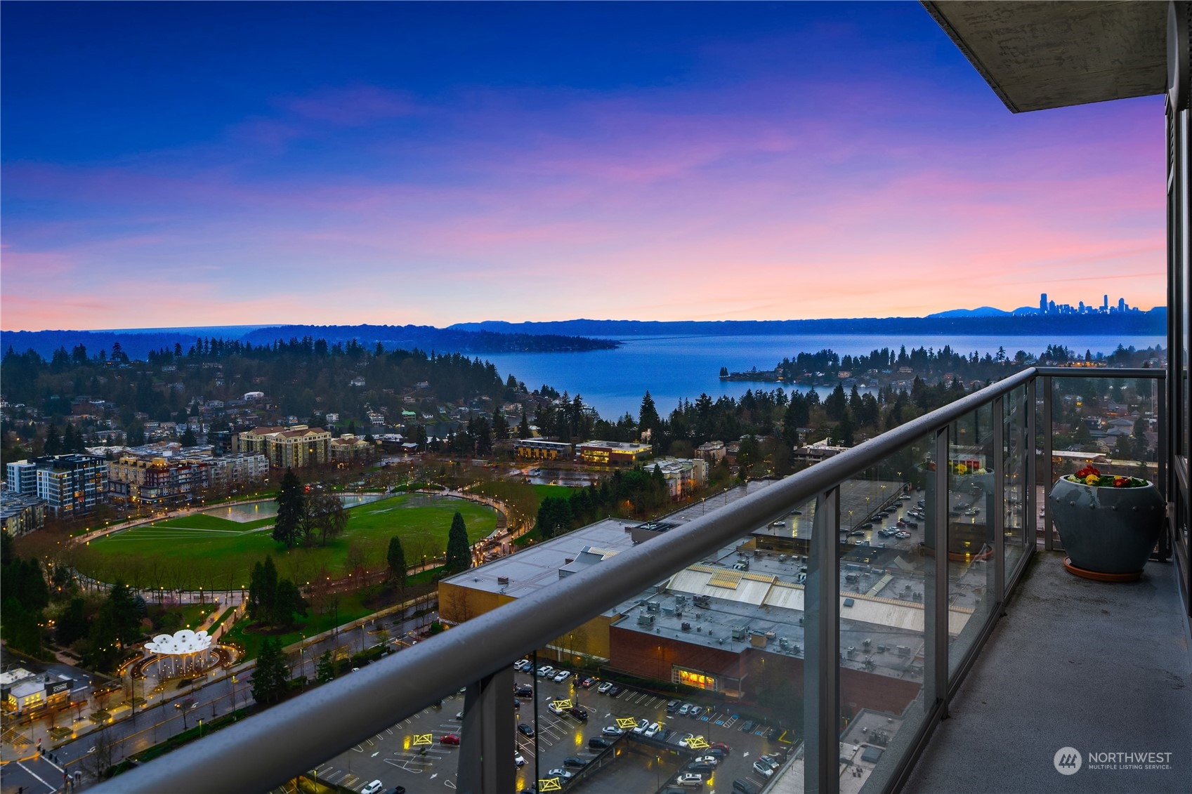 650 Bellevue Way NE Unit: 3003