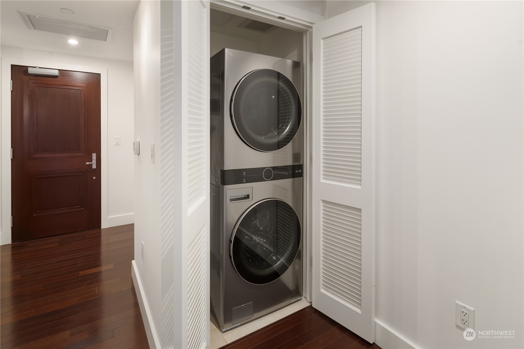 650 Bellevue Way NE Unit: 3003