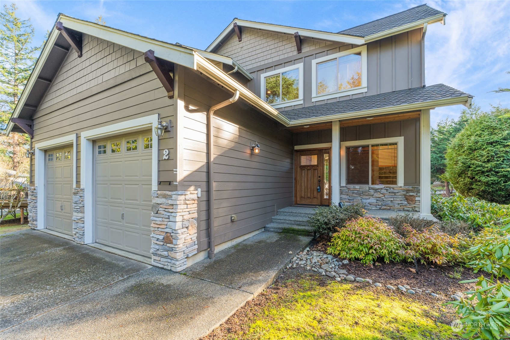 2 Bowline Court