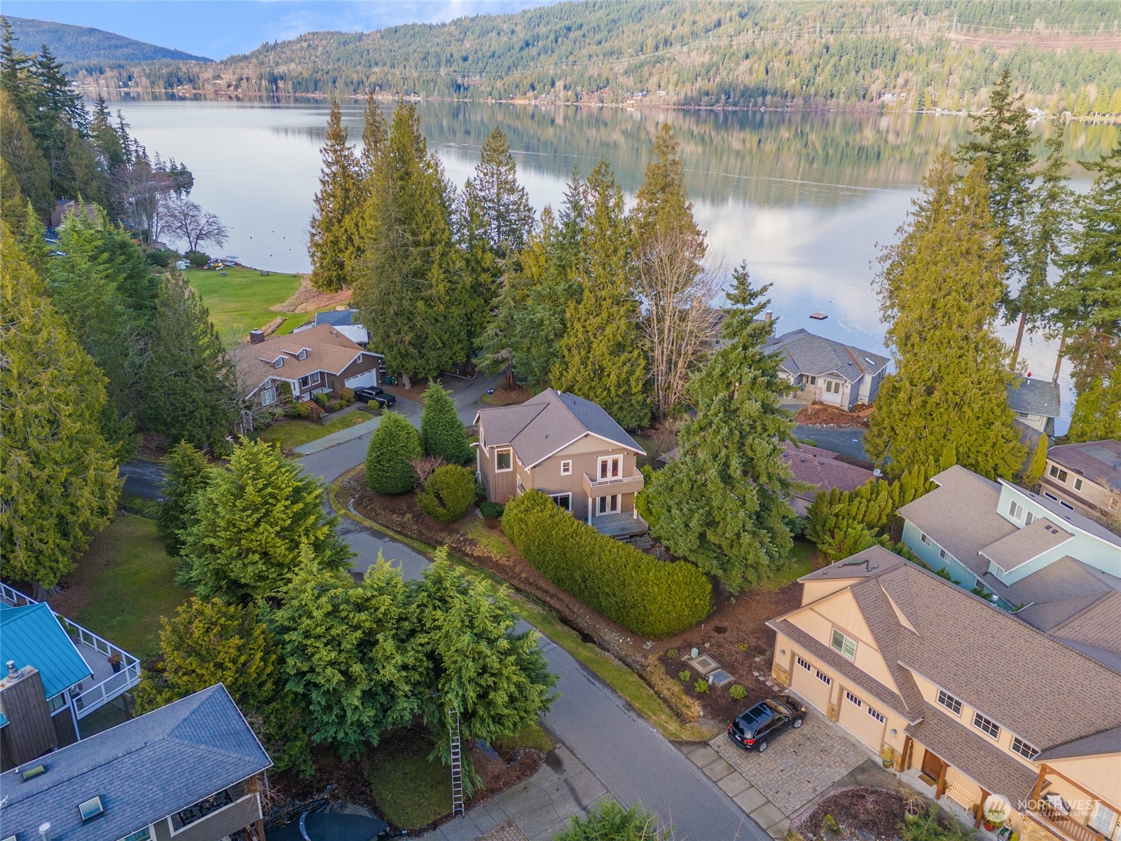 2 Bowline Court