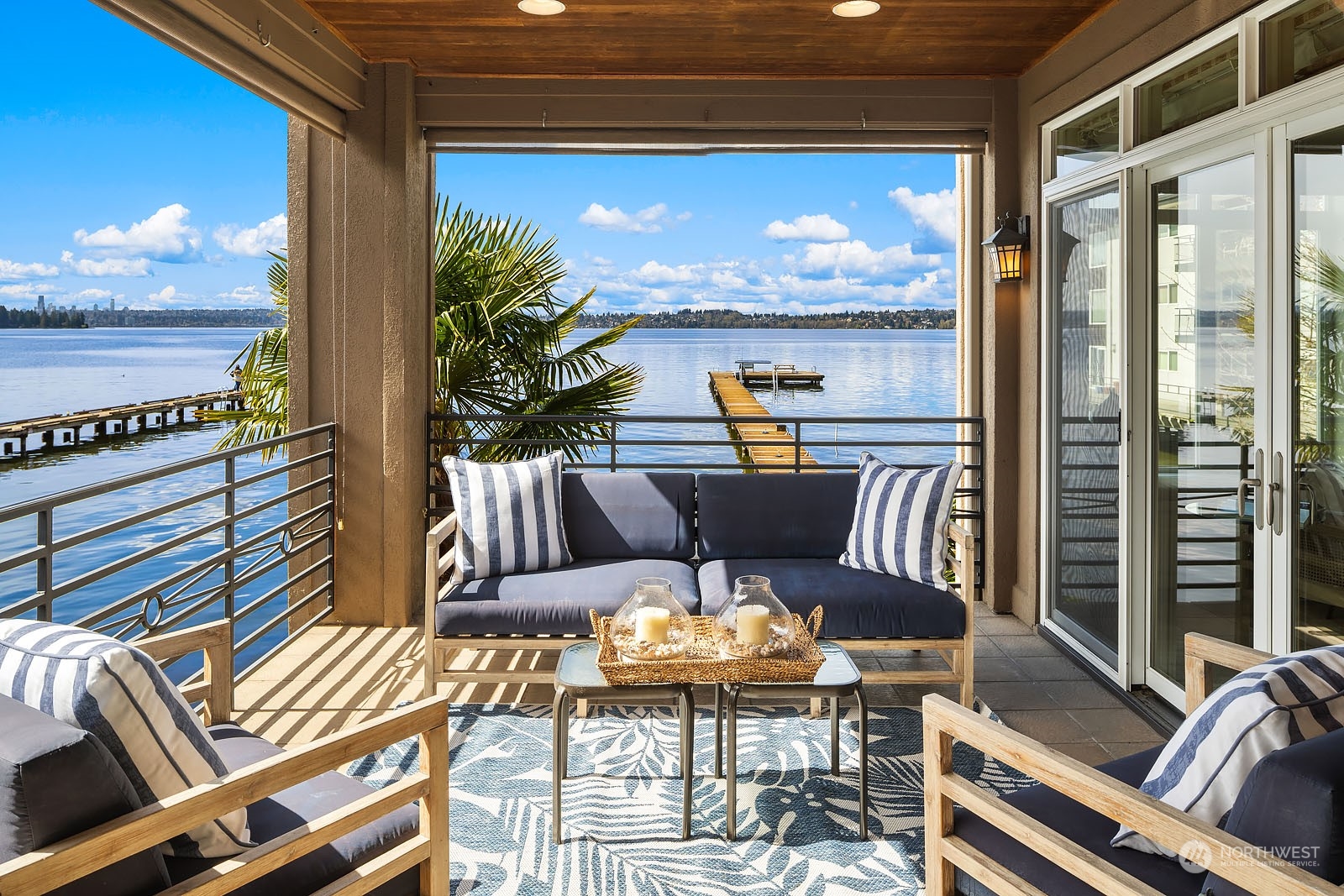 6101 Lake Washington Boulevard NE