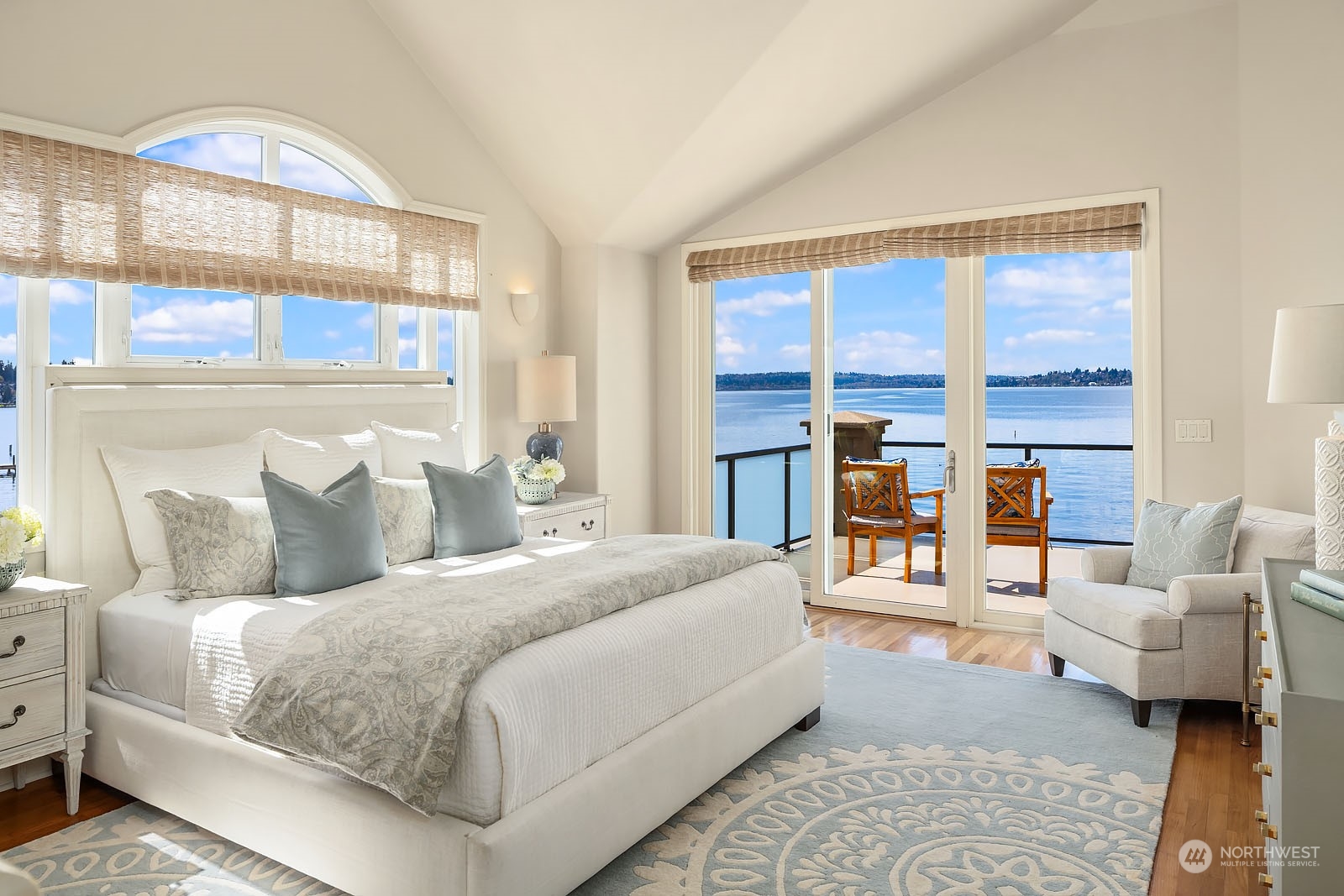 6101 Lake Washington Boulevard NE