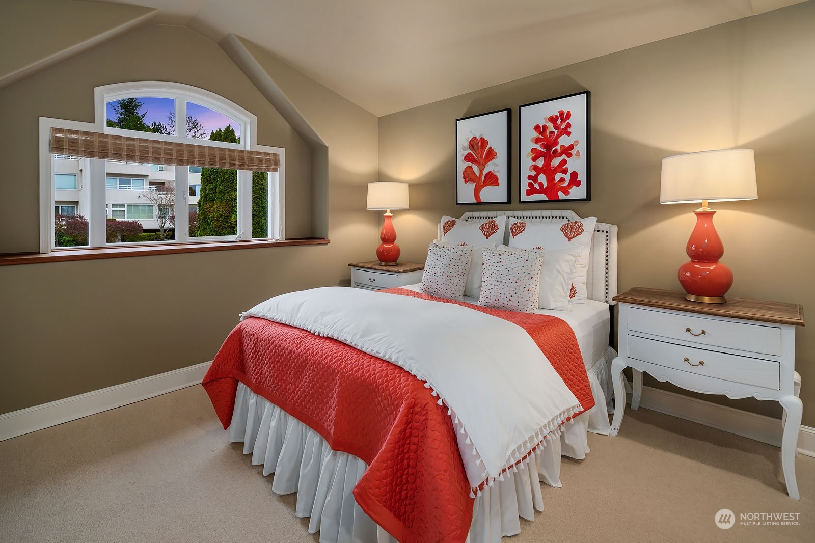 6101 Lake Washington Boulevard NE