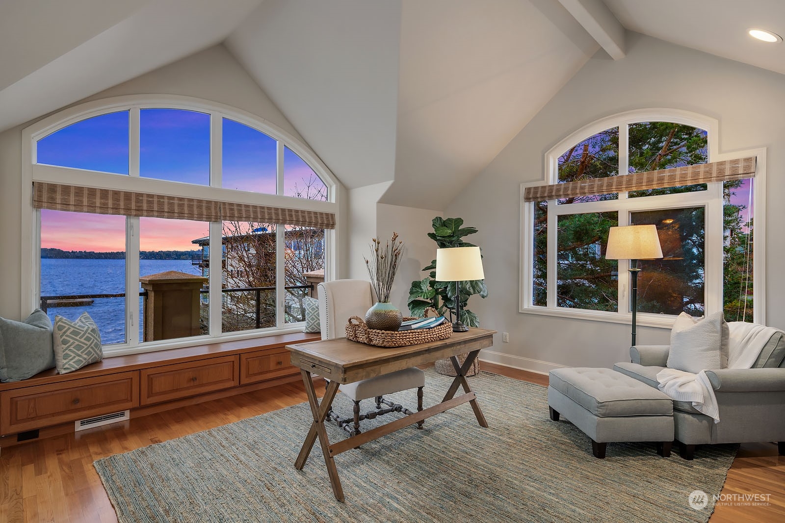 6101 Lake Washington Boulevard NE