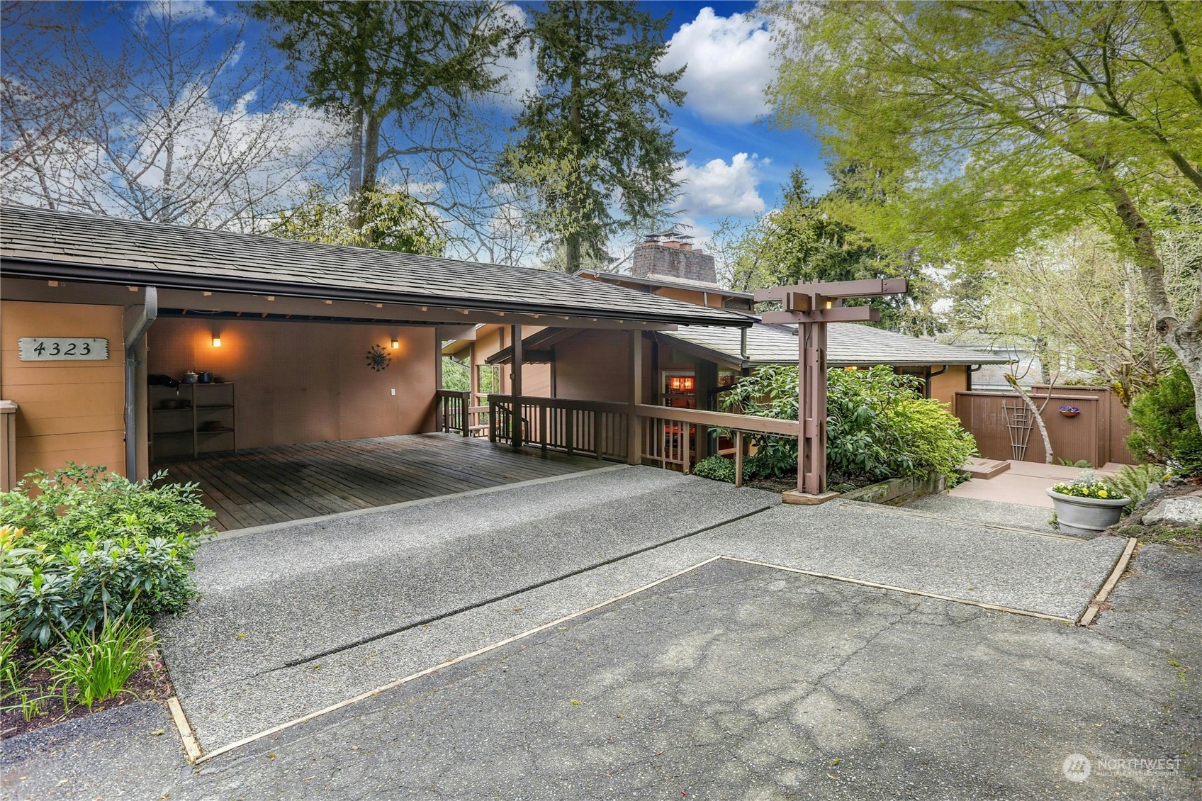 4323 Carol Lane