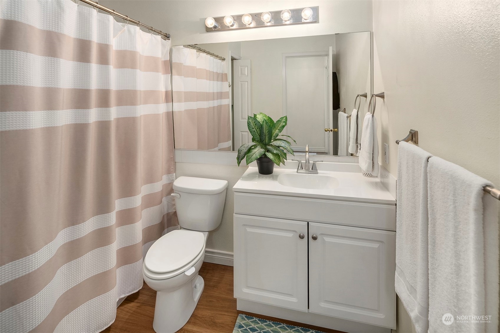 18501 SE Newport Way Unit: H335