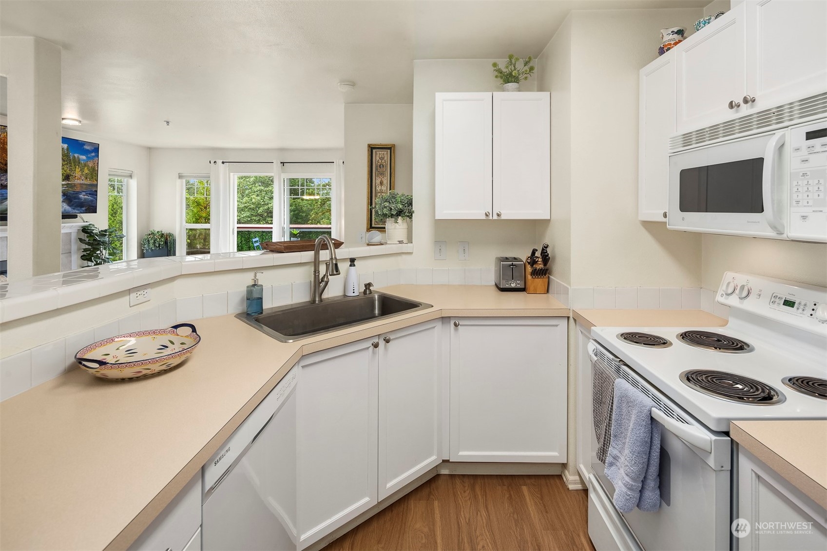 18501 SE Newport Way Unit: H335