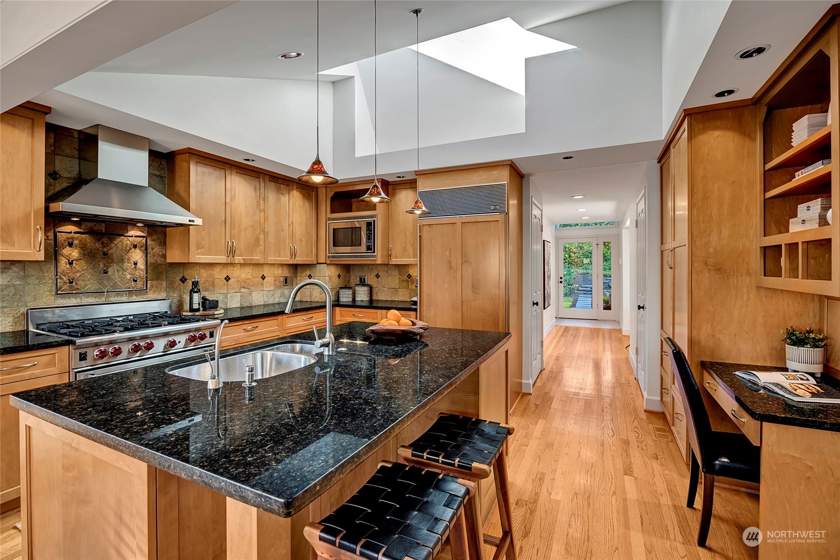 7677 NE 14th Street