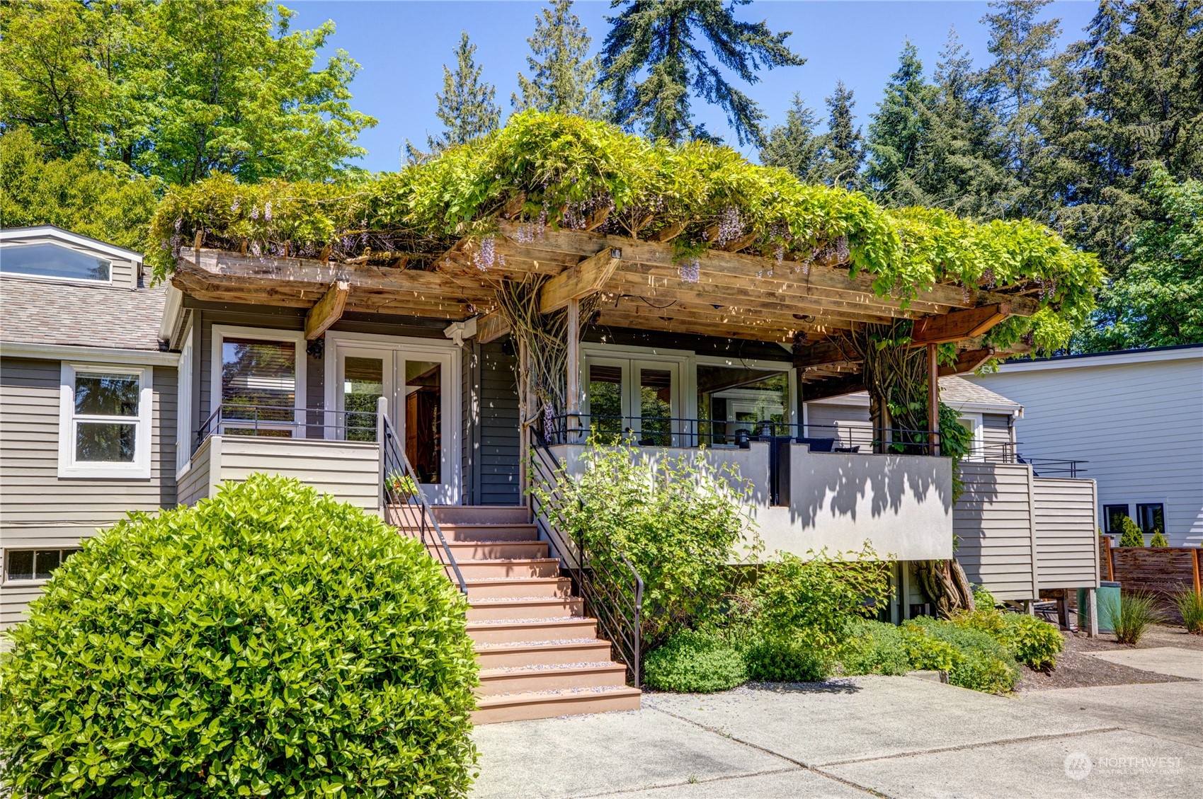 7677 NE 14th Street
