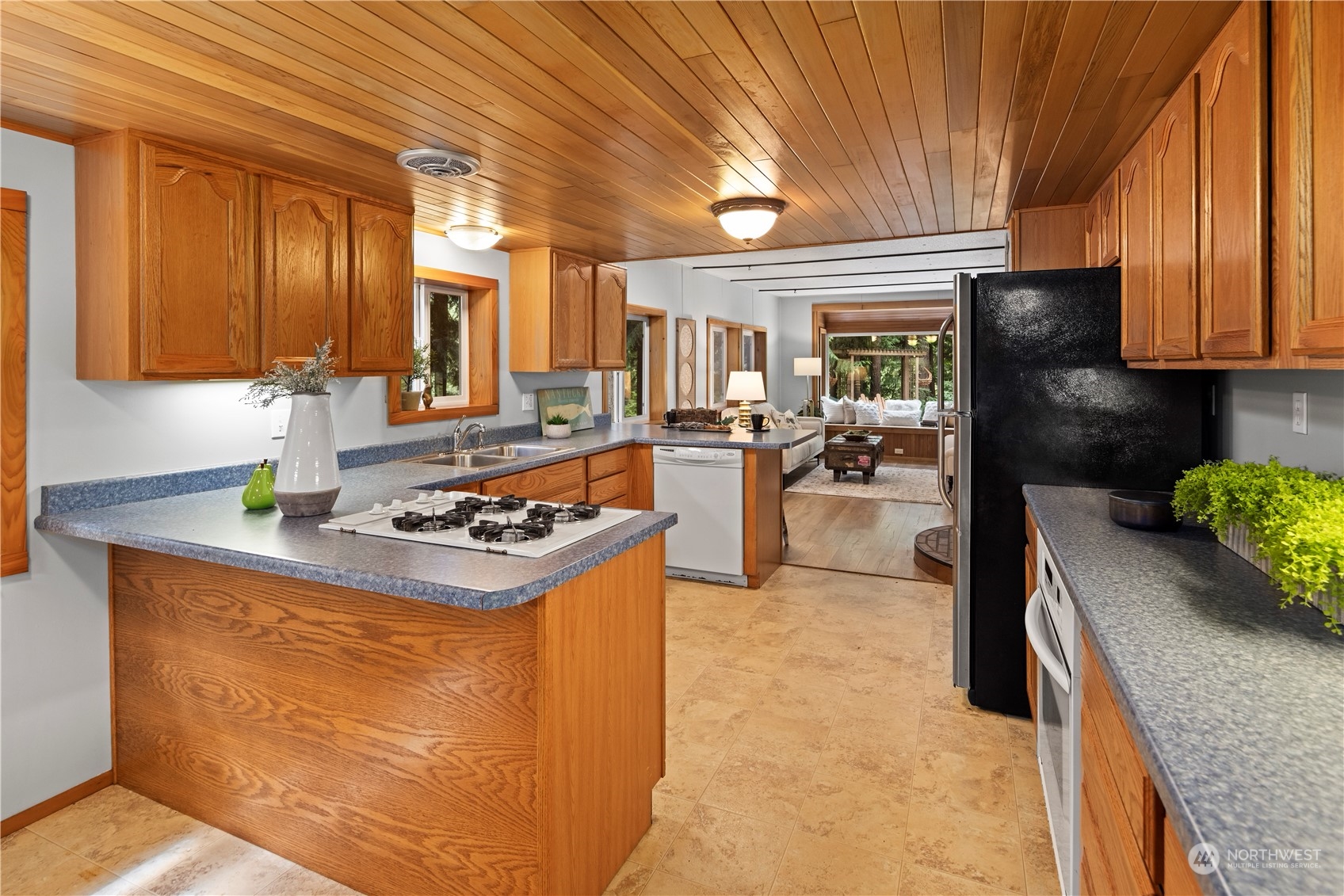 7583 Bailey Road