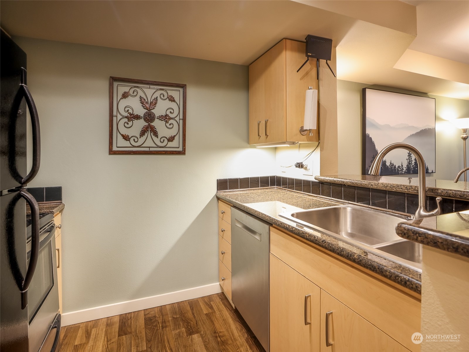 108 5th Avenue S Unit: 408