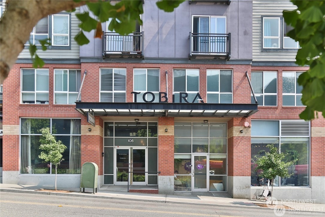 108 5th Avenue S Unit: 408
