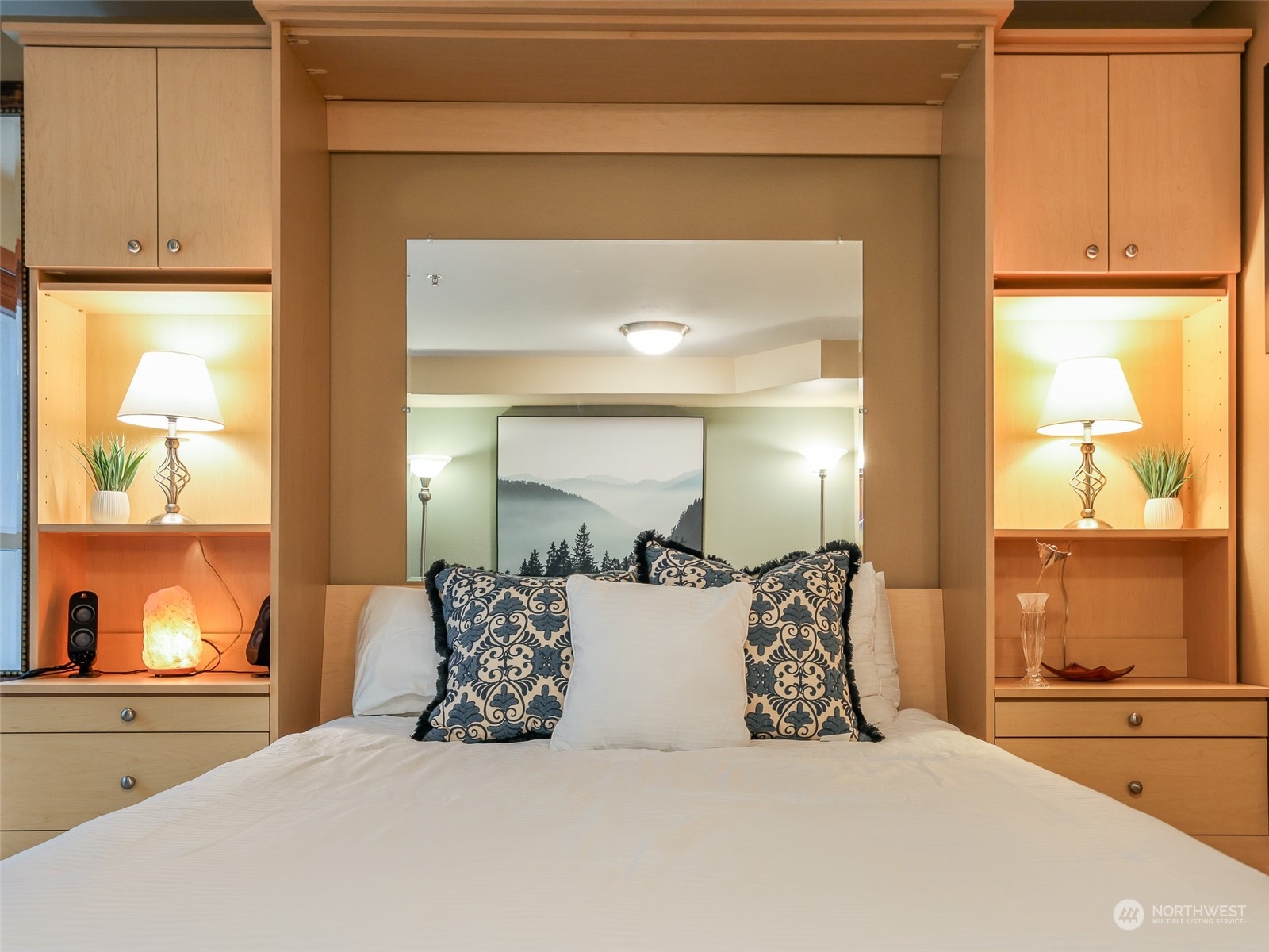 108 5th Avenue S Unit: 408