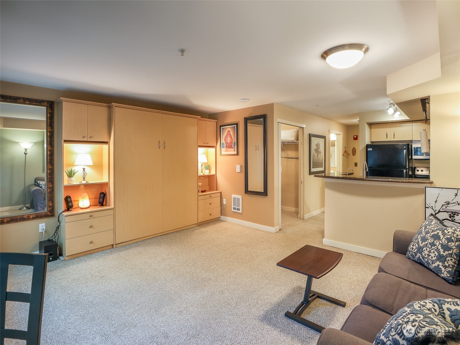 108 5th Avenue S Unit: 408