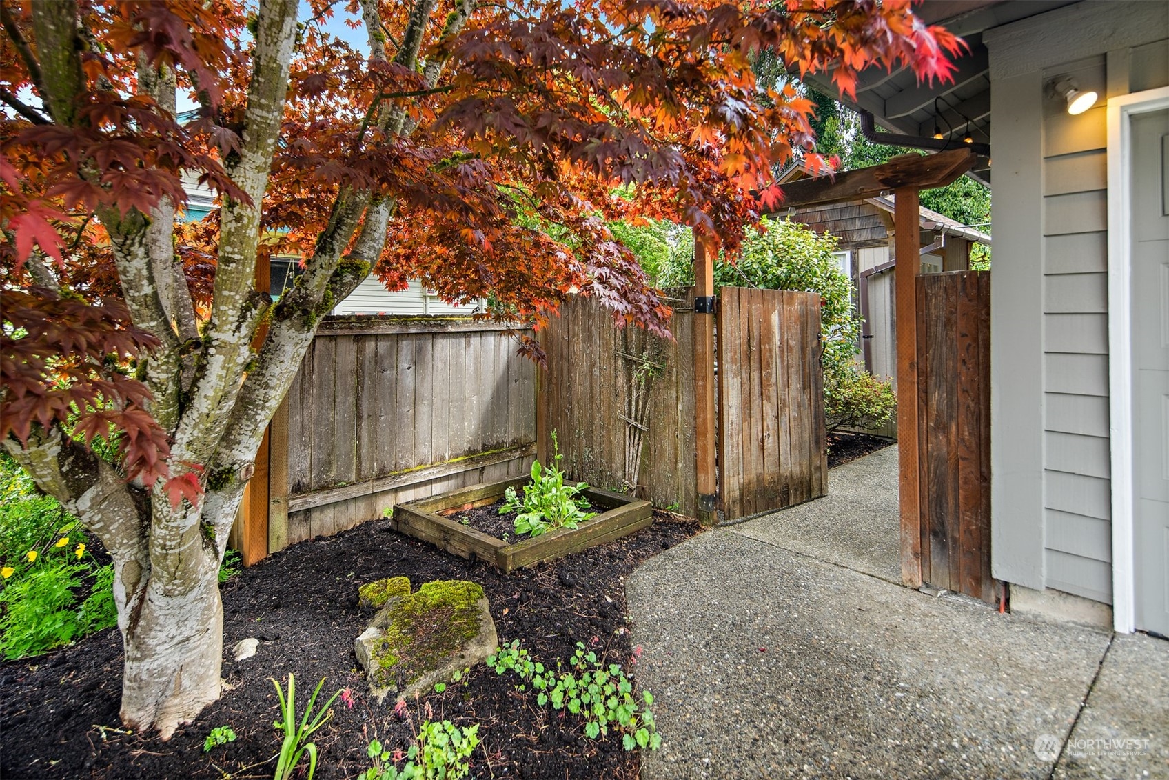 1014 142nd Avenue SE