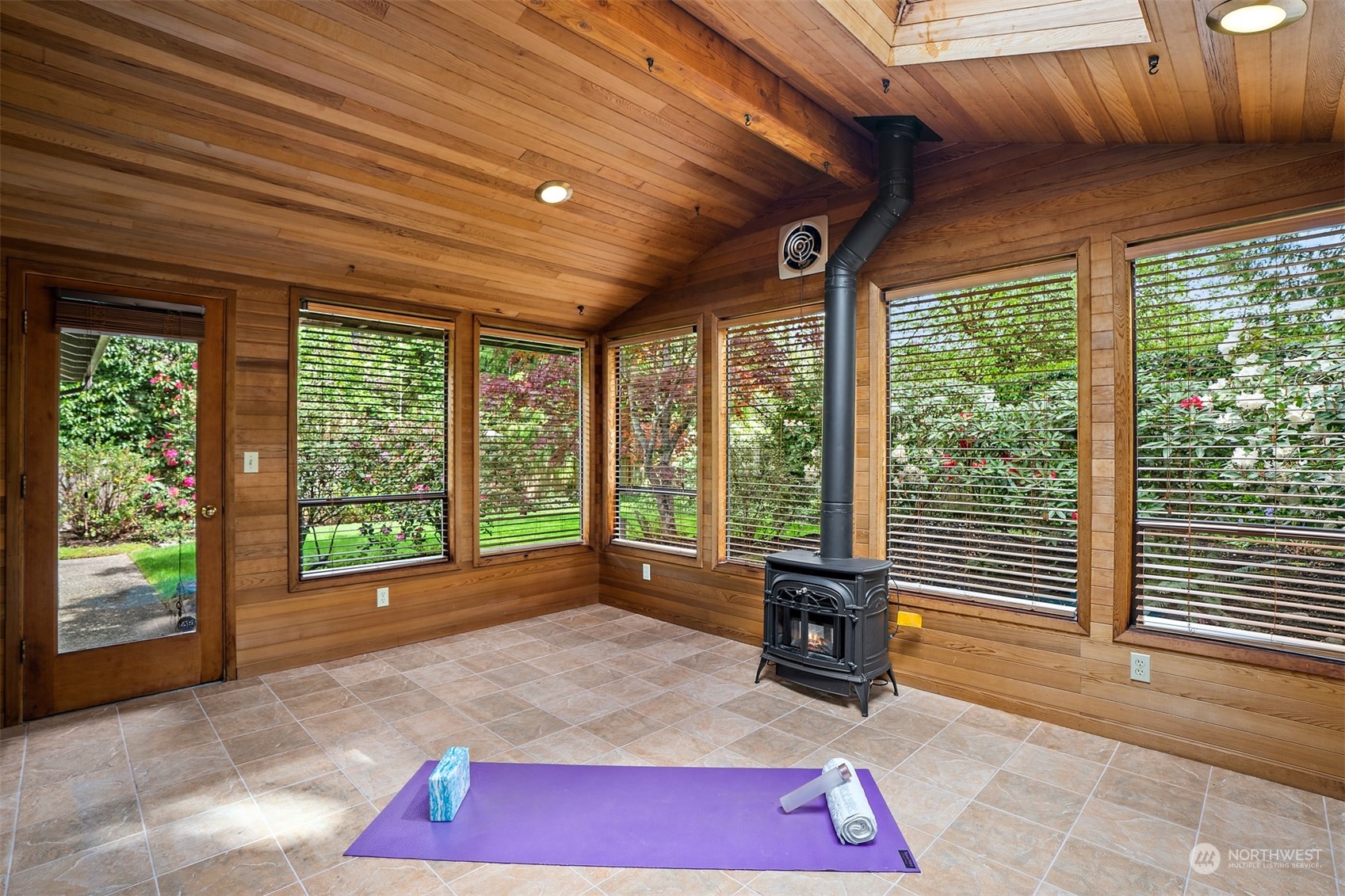 1014 142nd Avenue SE