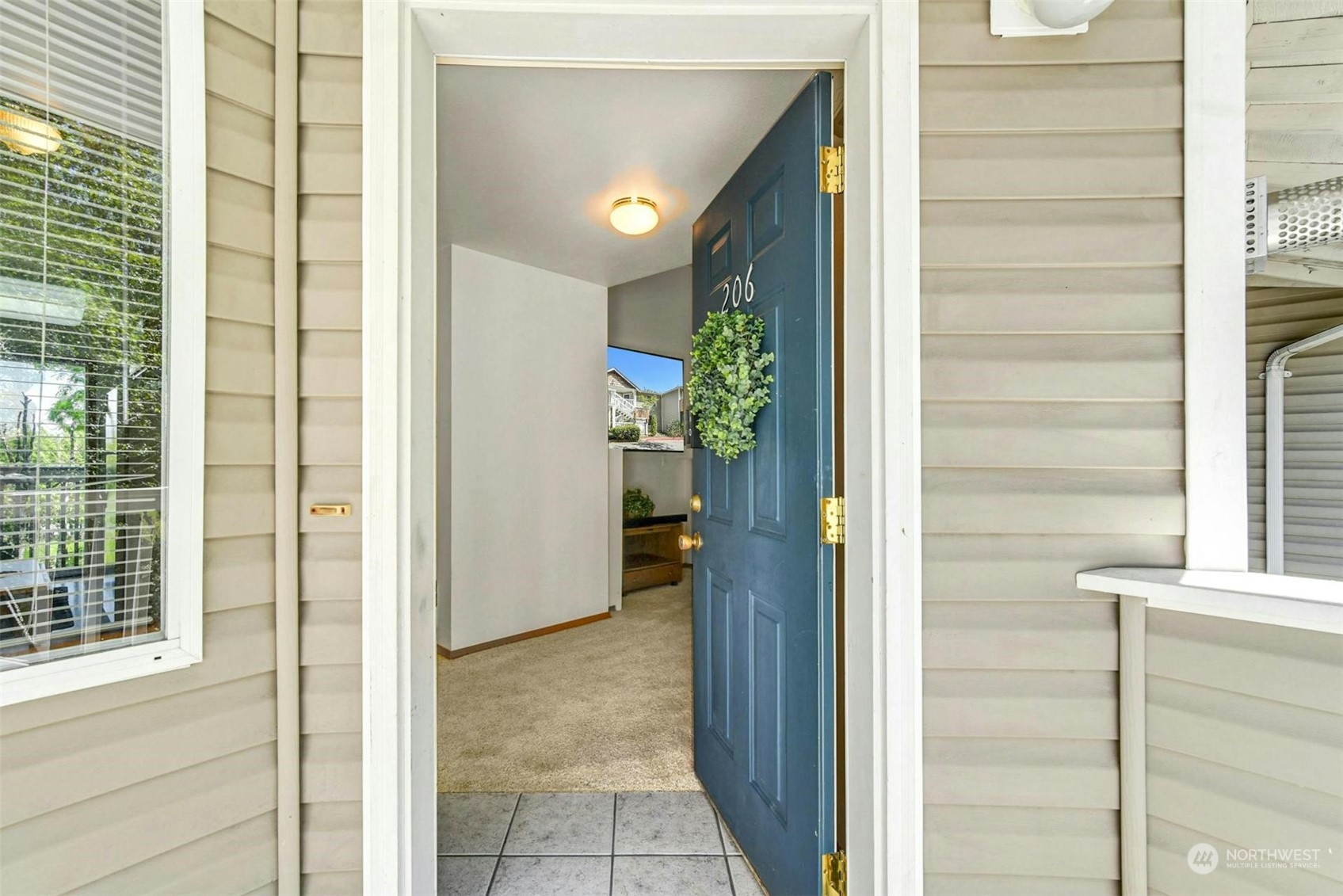 15101 Admiralty Way Unit: 206