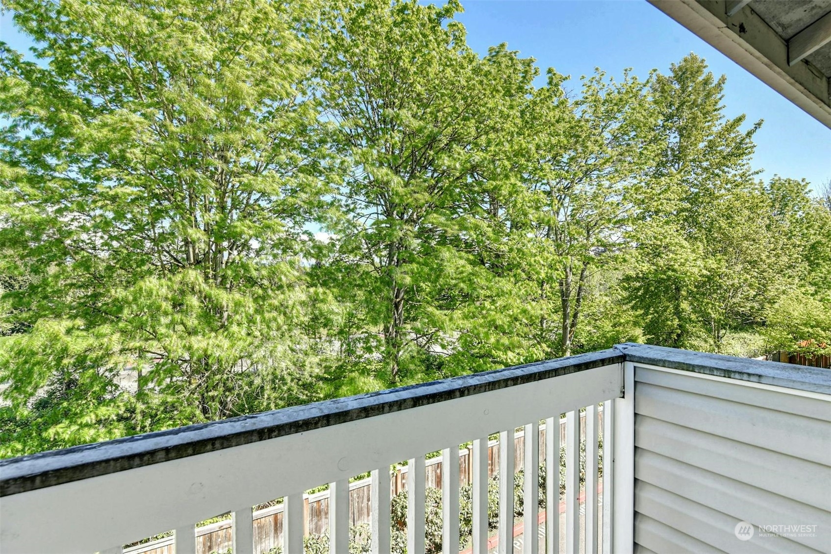 15101 Admiralty Way Unit: 206