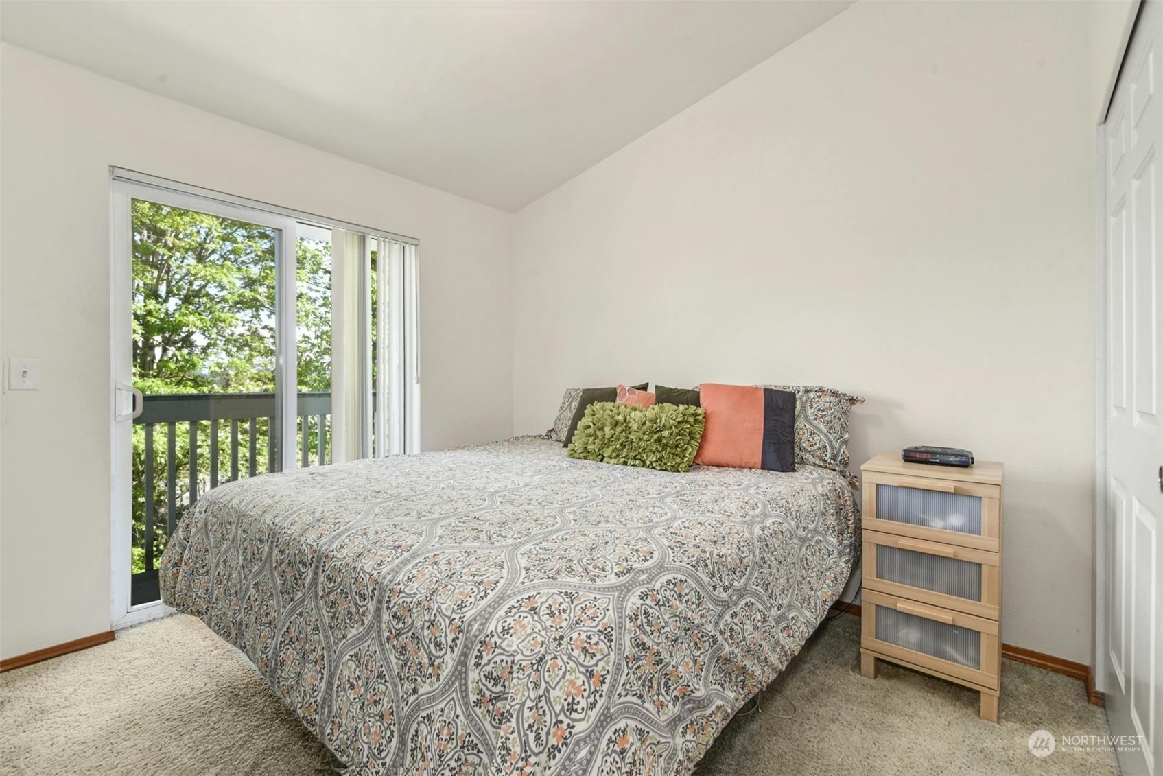15101 Admiralty Way Unit: 206