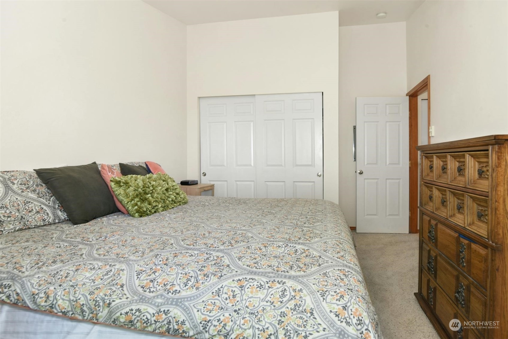 15101 Admiralty Way Unit: 206